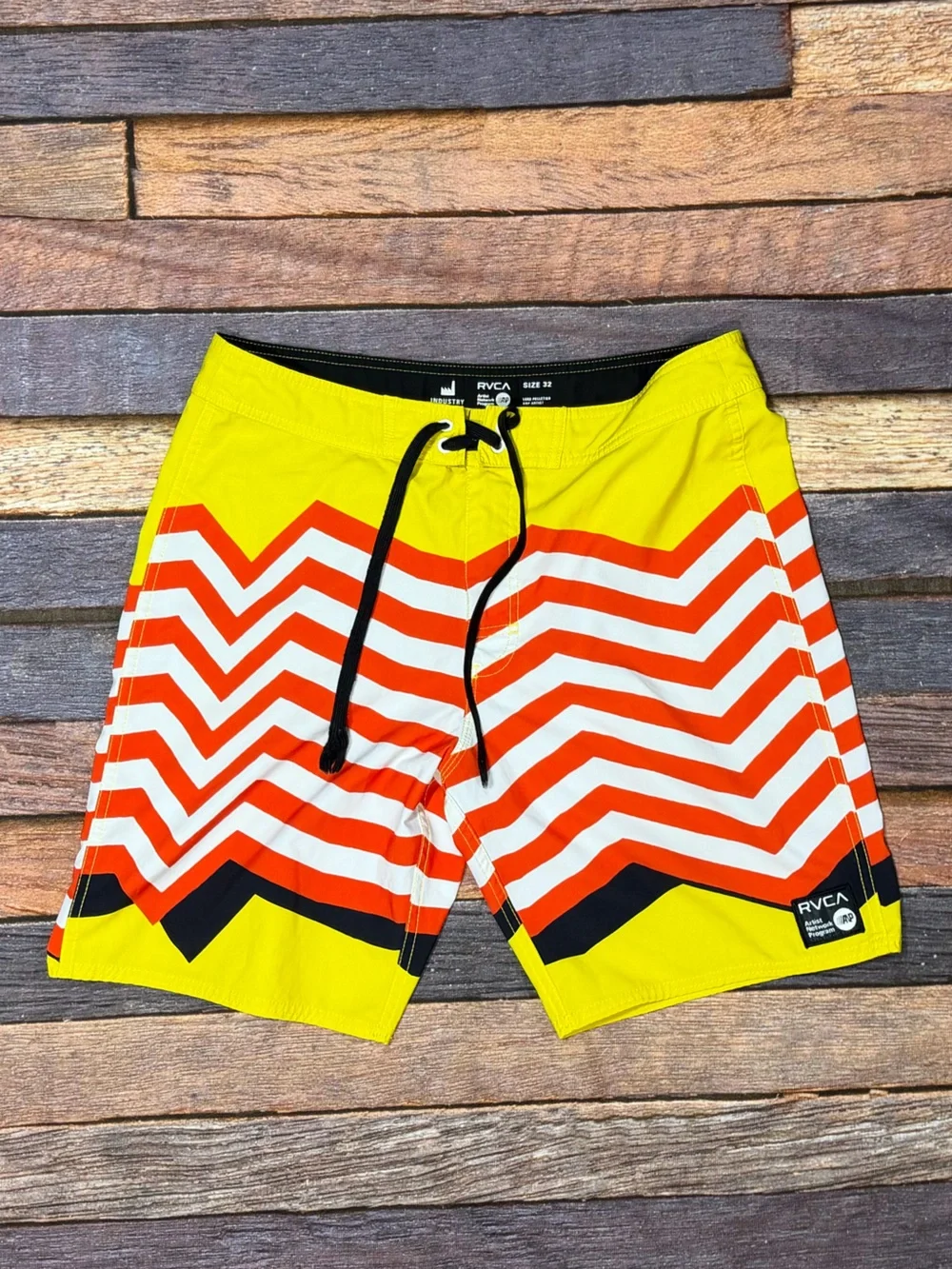 RVCA Board Shorts Men's Size Swim Trunks Bathing Suit Swimwear